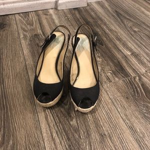 Free press wedge heels